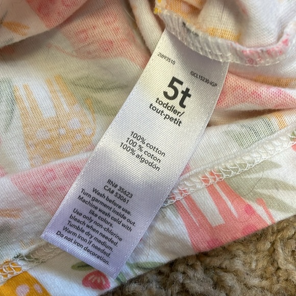 Carter’s 2pc set tank & shorts - Picture 5 of 8